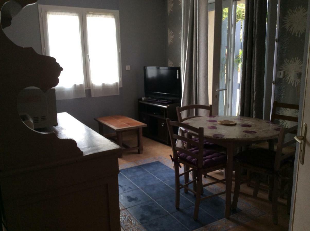 Appartement Vert, Compreignac ภายนอก รูปภาพ